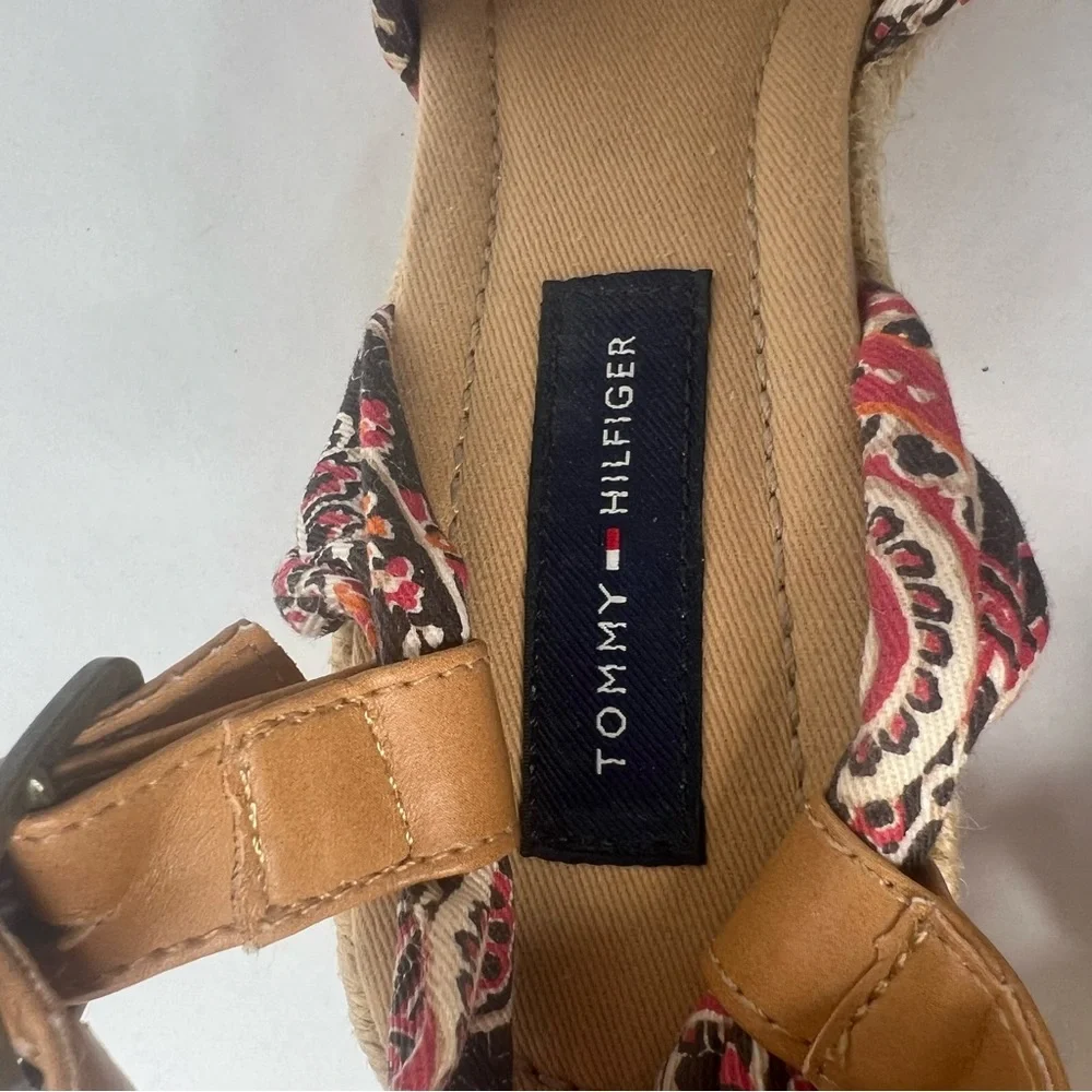 Tommy Hilfiger Stylish Women's Wedge Sandals‎ 8.5